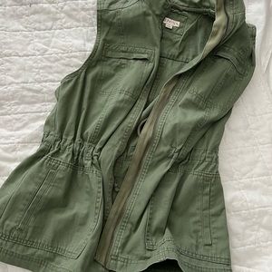 Women’s utility vest